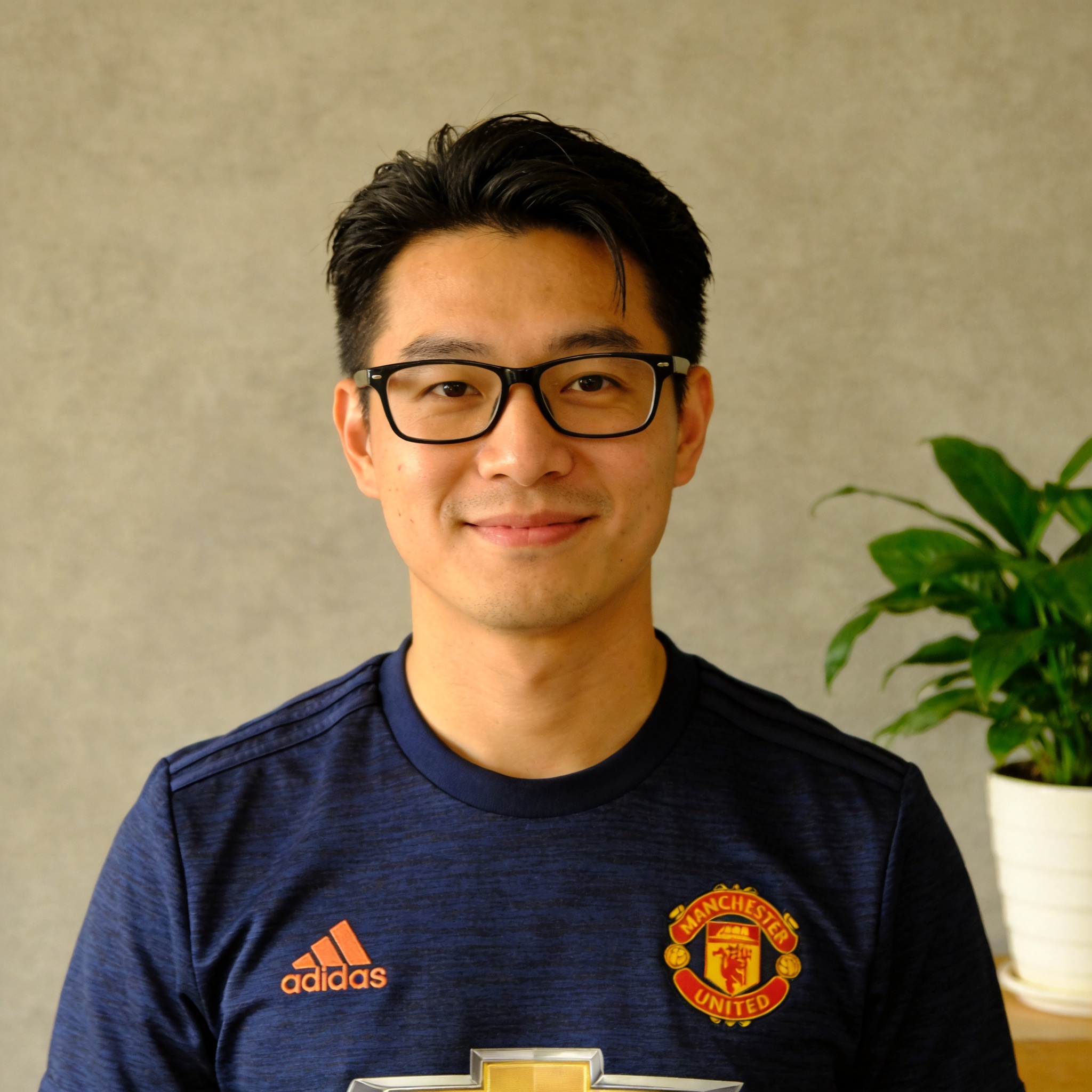 常看英超的球迷王先生头像